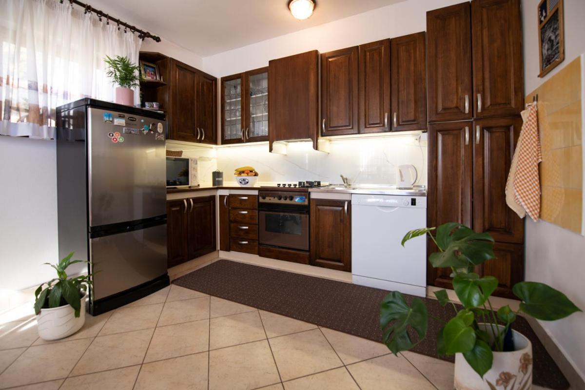 Apartman Elvis Lovran Zewnętrze zdjęcie